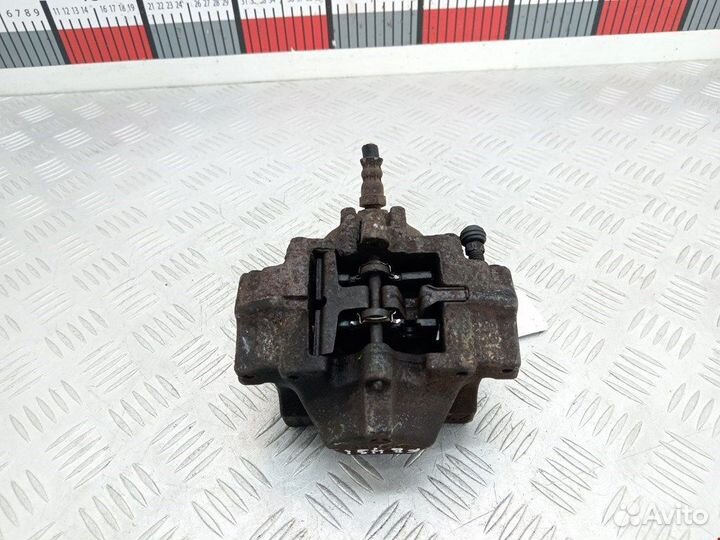 Суппорт для mercedes-benz C-Class (W203)