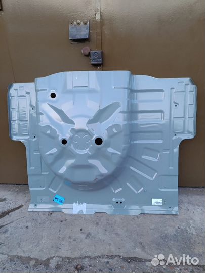 Панель кузова (тазик, пол багажника)