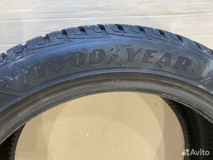 Goodyear UltraGrip Performance+ 225/45 R18 95V