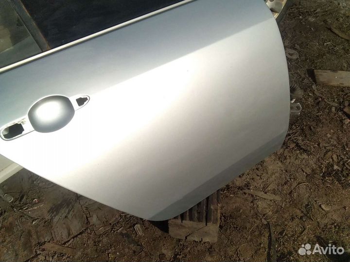 Дверь задняя правая в сборе на ниссан примера р12