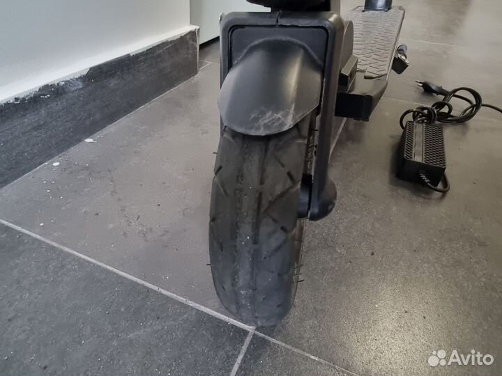 Электросамокат Midway 0809