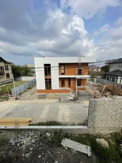 Дом 180 м² на участке 3,5 сот.