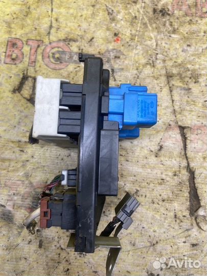 Блок предохранителей Nissan Primera W11 SR20DE