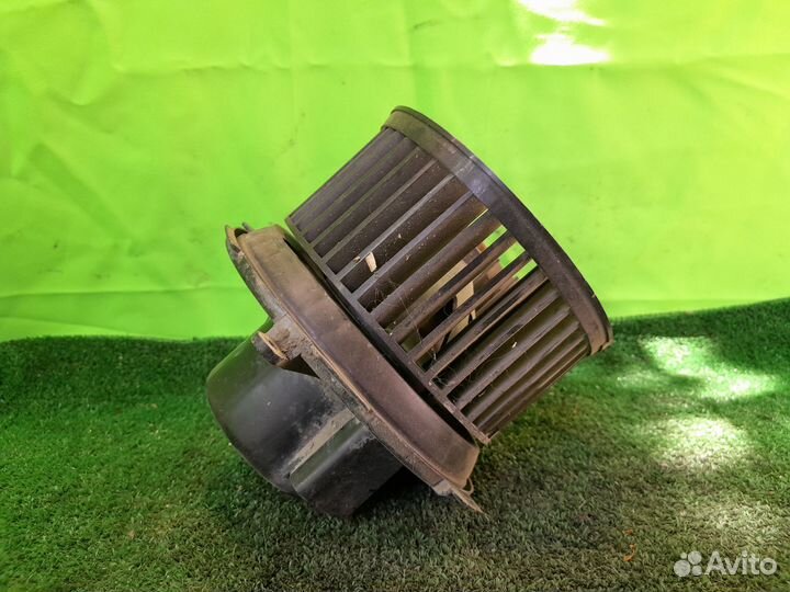 Мотор печки Peugeot 206