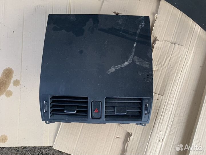 Mazda 3 bk верхняя накладка торпедо