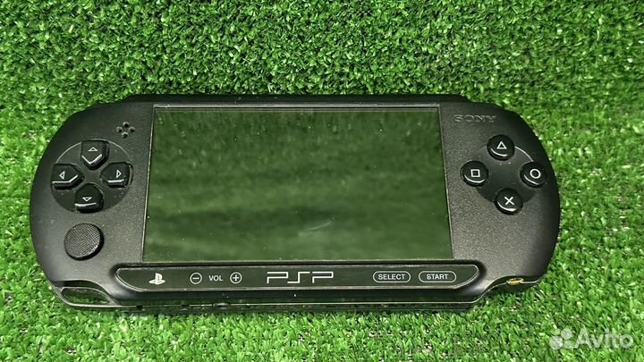 Sony PSP e1008 Street Playstation Portable