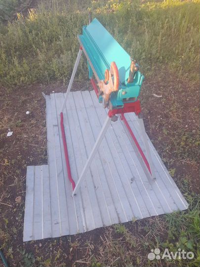 Листогибочный станок листогиб