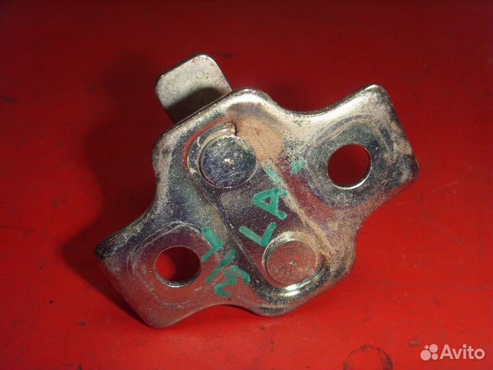 Ответная часть замка двери Chevrolet Lacetti J200