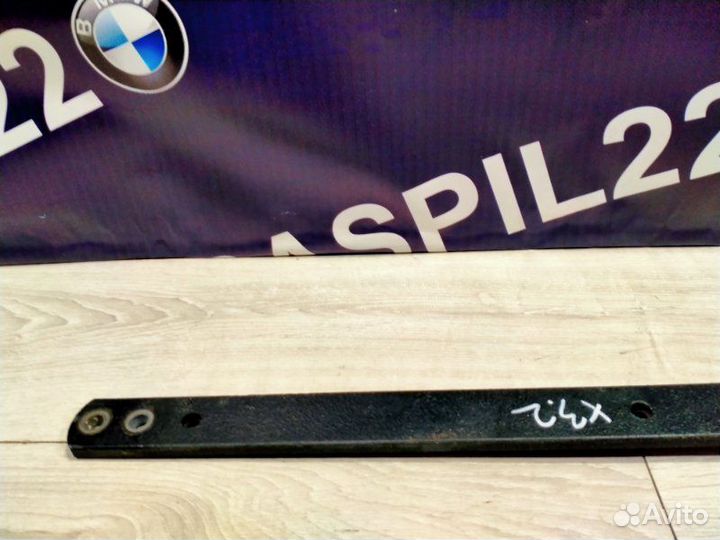 Крепление балки подвески заднее Bmw X3 E83 M54B25