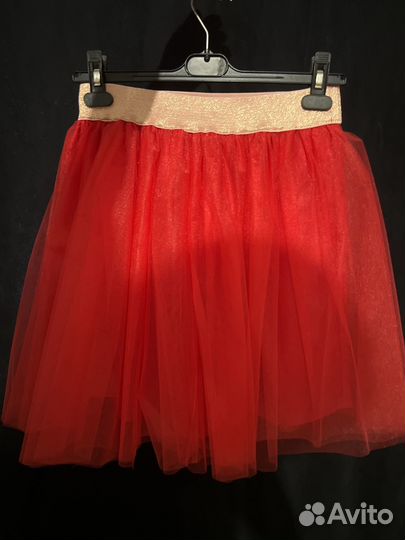 Пышная юбка из фатина красная