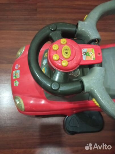 Детская машинка каталка с ручкой