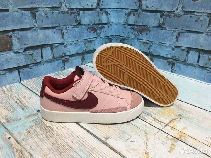 Kids Nike blazer low