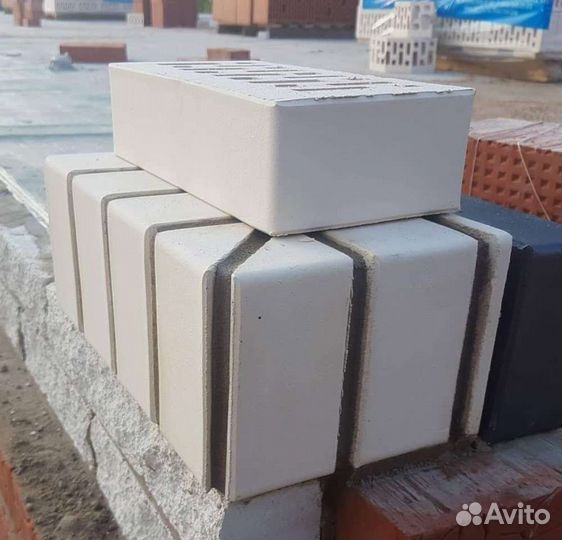 Кирпич облицовочный пустотелый