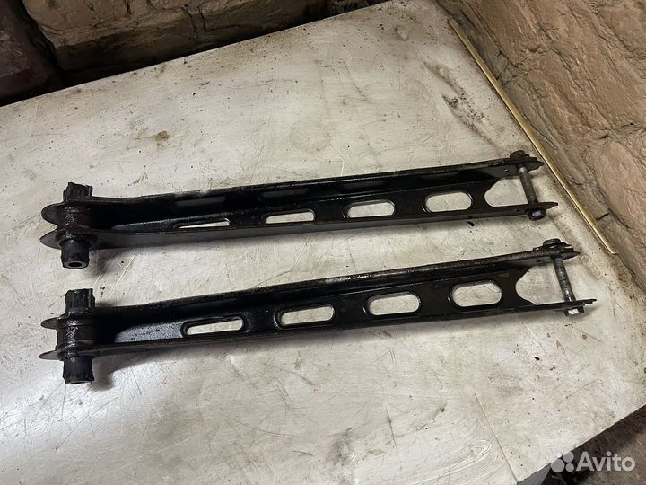 Рычаг задний поперечный нижний Opel Vectra B