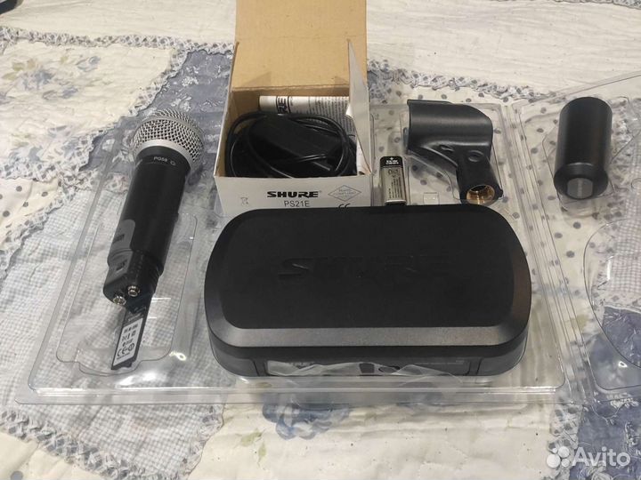 Концертный микрофон с базой shure PG58