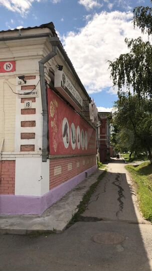 Торговая площадь, 282.9 м²
