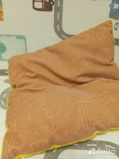 Домик-лежанка для кошек и собак