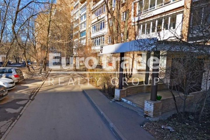 Сдам торговое помещение, 710 м²