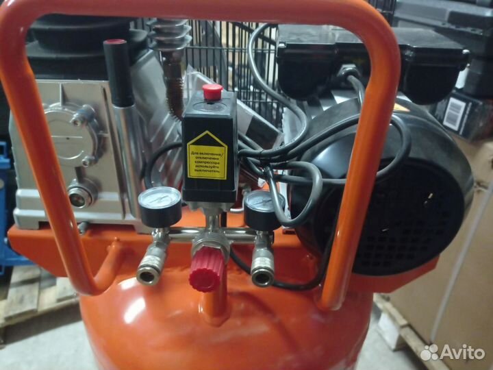 Компрессор воздушный MegArsenal KMP-400/115H