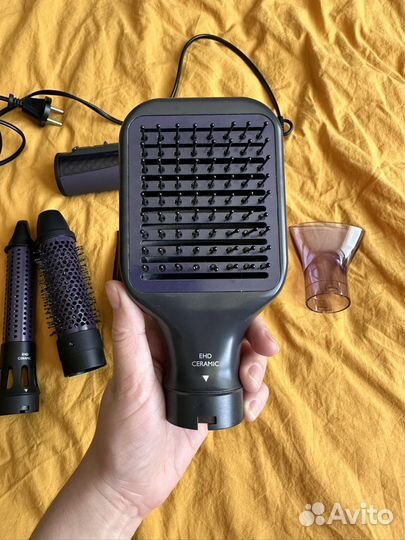 Фен-щетка для волос Philips HP8656