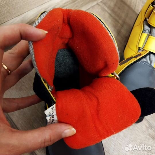 Лыжные ботинки детские 34р