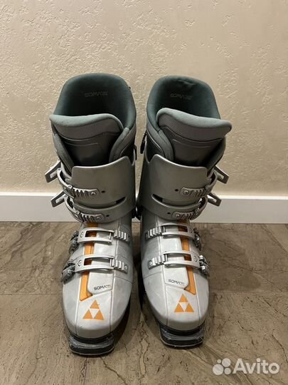 Горнолыжные ботинки fisher