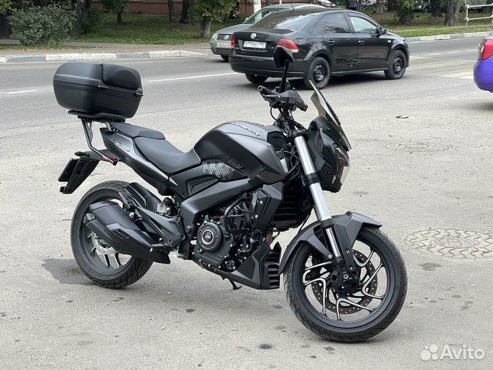 Bajaj dominar 400