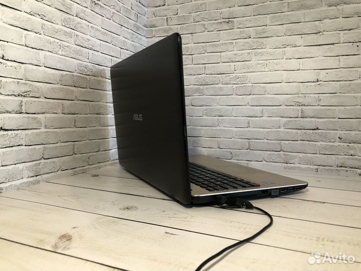 Производительный ноутбук Asus n4200/4gb