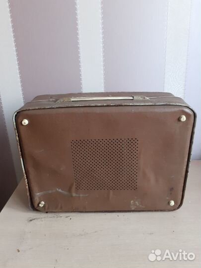 Проигрыватель грампластинок 