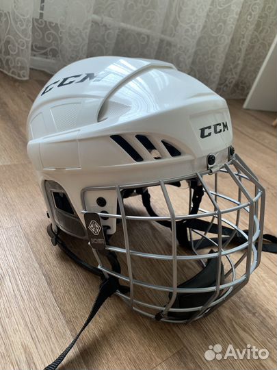Хоккейный шлем ccm