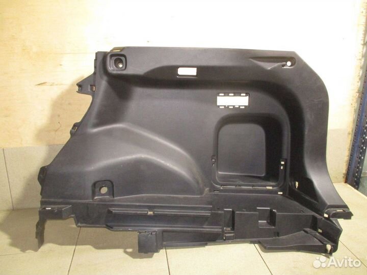 Обшивка багажника Toyota RAV4 (XA50)