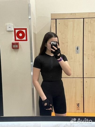 Промоутер раздача листовок