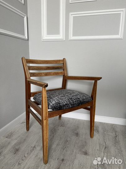 Кабинетное кресло, стул