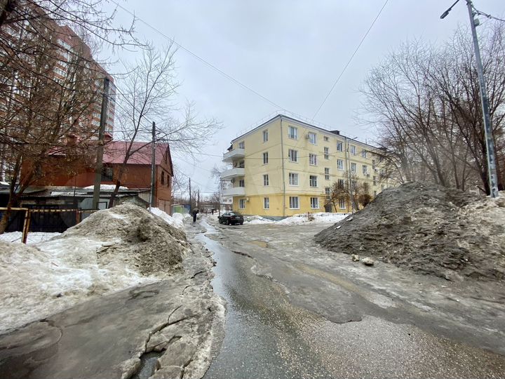 Помещение с двумя входам в октябрьском районе