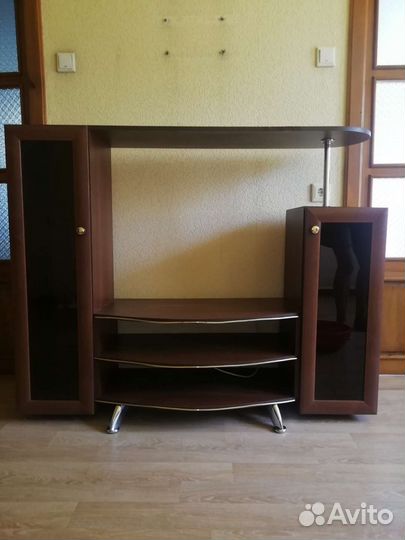 Тумба под телевизор