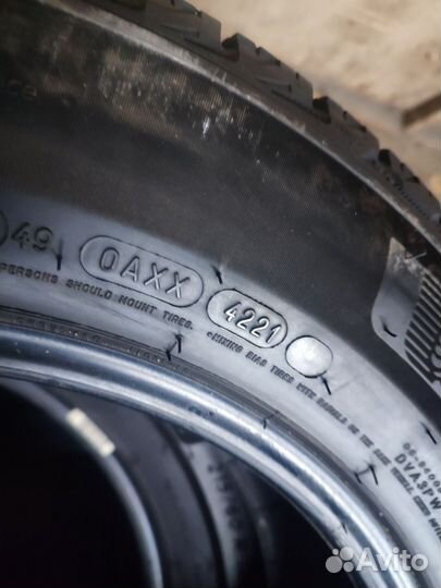 Michelin X-Ice Snow 215/60 R16 99H