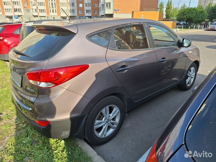 Hyundai ix35 2.0 AT, 2011, 200 000 км