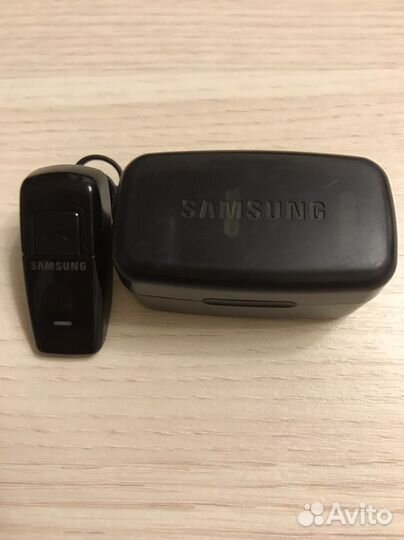 Блютуз наушник samsung