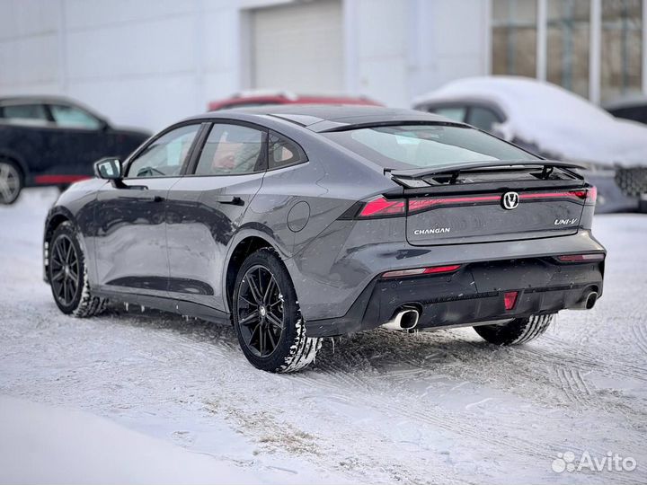 Changan UNI-V 1.5 AMT, 2024