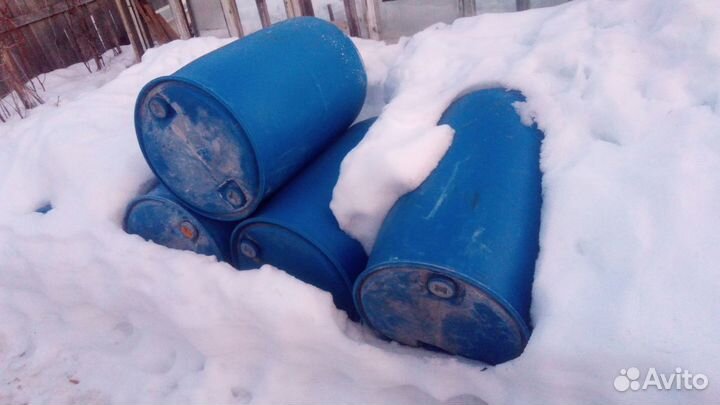 Продам бочки 200л под воду