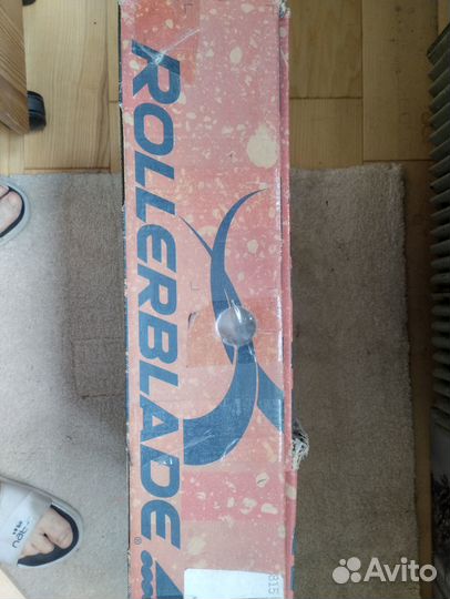 Роликовые коньки