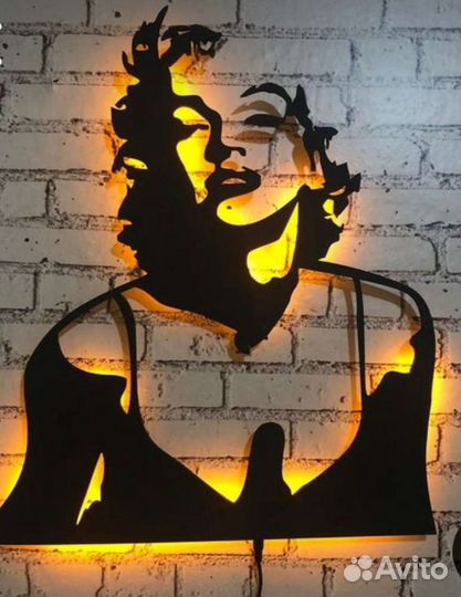 Неоновый светильник