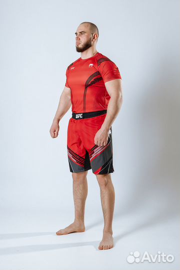Комплект(футболка и шорты) Venum красный