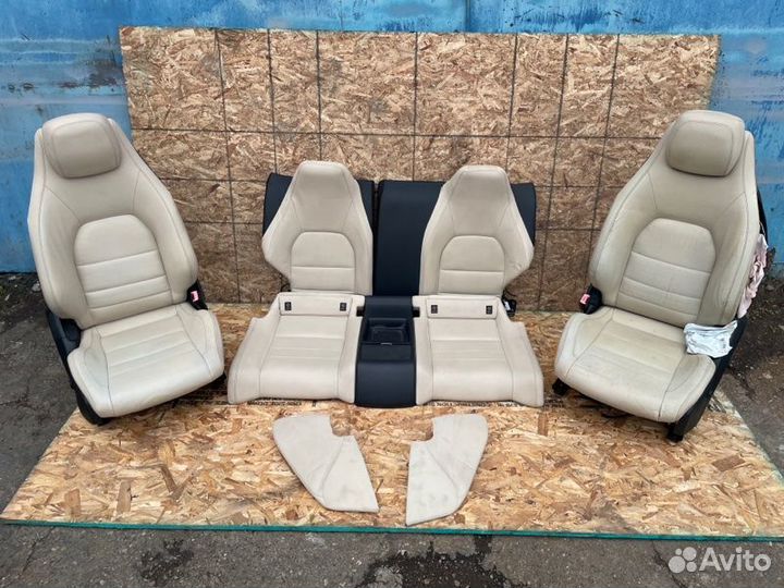 Кожаный салон Mercedes-Benz C W204 1.8 2012