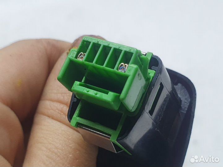 Датчик света и дождя Volvo Xc90 D5244T4 2006