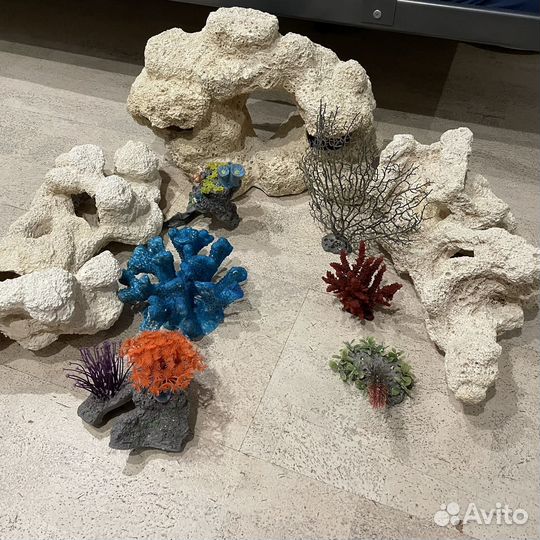 Украшения для аквариума