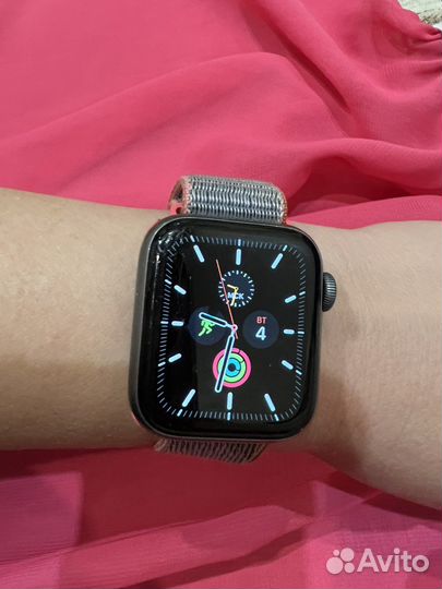 Часы apple watch 4 40 mm