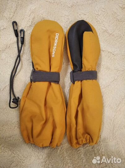 Продам Варежки детские Didriksons biggles р.6-8