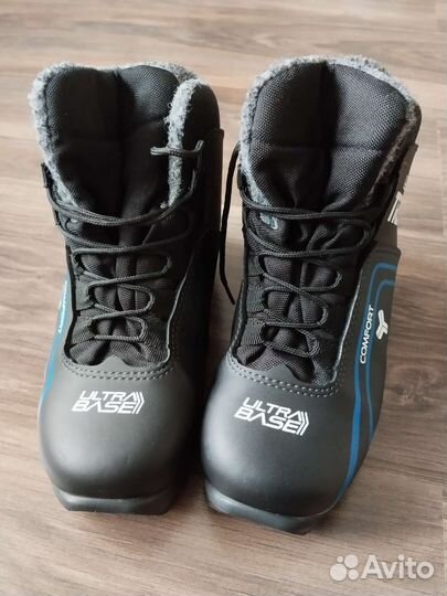 Лыжные ботинки