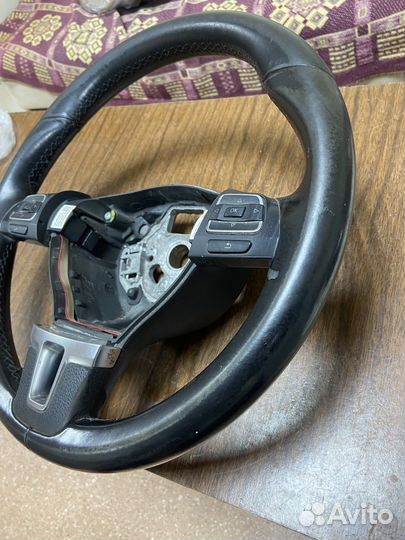 Руль с кнопками Volkswagen Golf Plus 05-14г